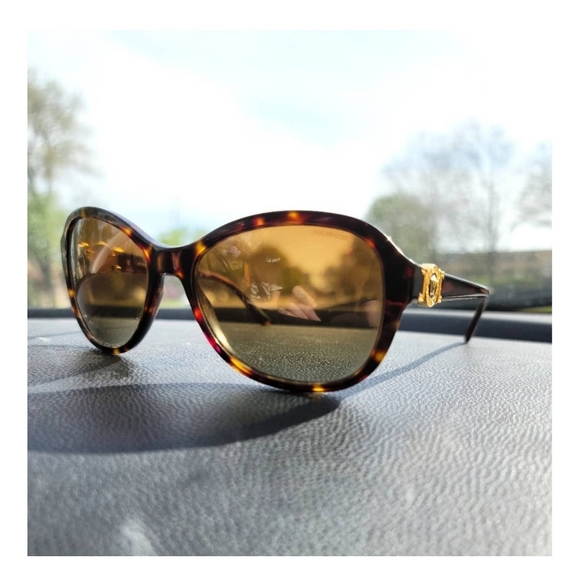 Vintage Versace Medusa Sunglasses Authentic - Picture 1 of 6